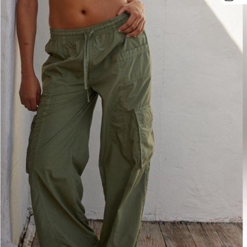Aerie Olive Green Cargo Pants
